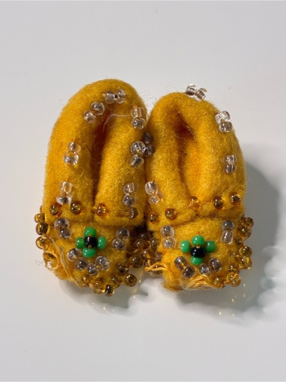 VTG Yellow Felt Bead-Embellished Miniature Pair of Moccasins Brooch Unique Soft